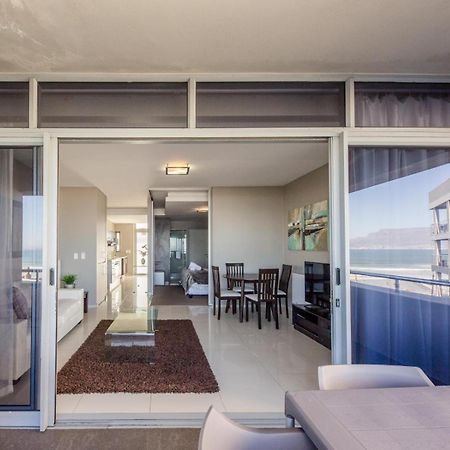 Infinity Self Catering Apartments ブロウベルフストランド エクステリア 写真