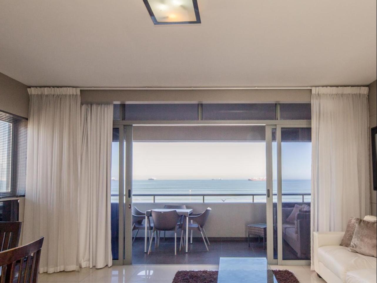 Infinity Self Catering Apartments ブロウベルフストランド エクステリア 写真