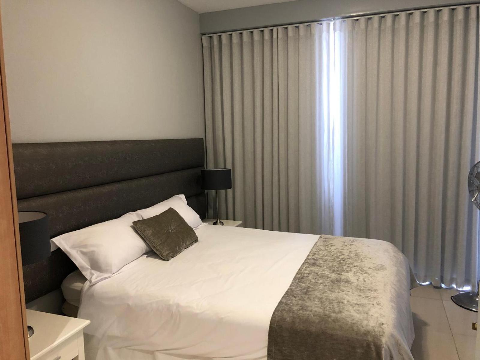 Infinity Self Catering Apartments ブロウベルフストランド エクステリア 写真