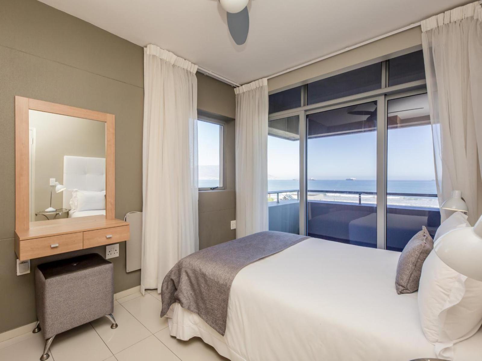 Infinity Self Catering Apartments ブロウベルフストランド 部屋 写真