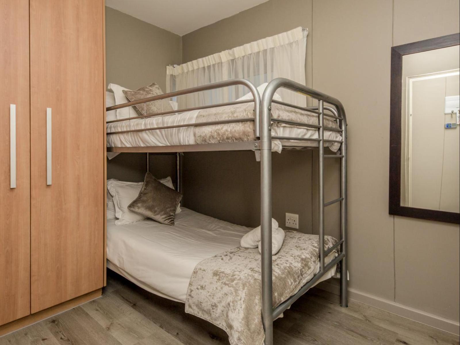 Infinity Self Catering Apartments ブロウベルフストランド エクステリア 写真