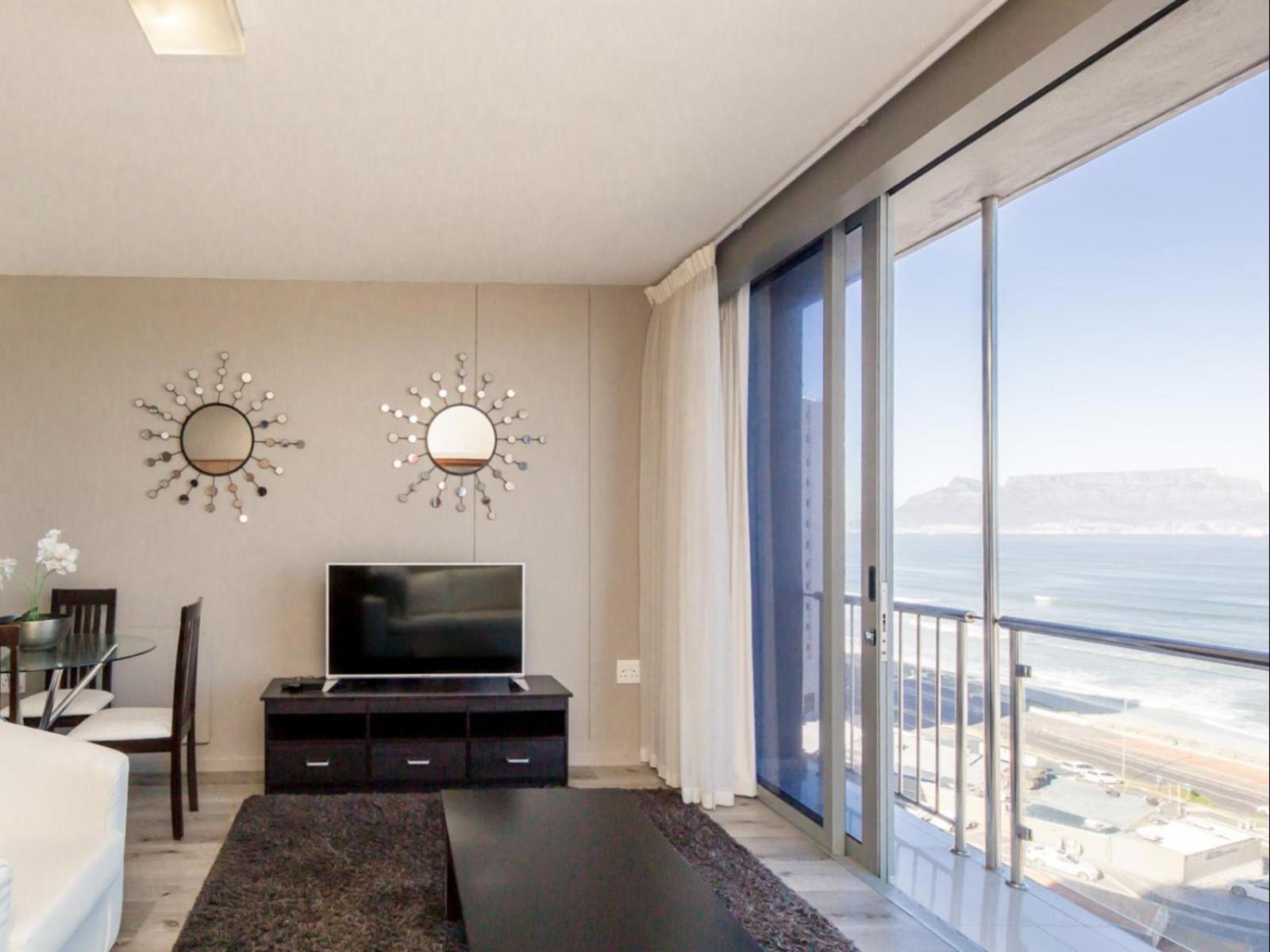 Infinity Self Catering Apartments ブロウベルフストランド 部屋 写真