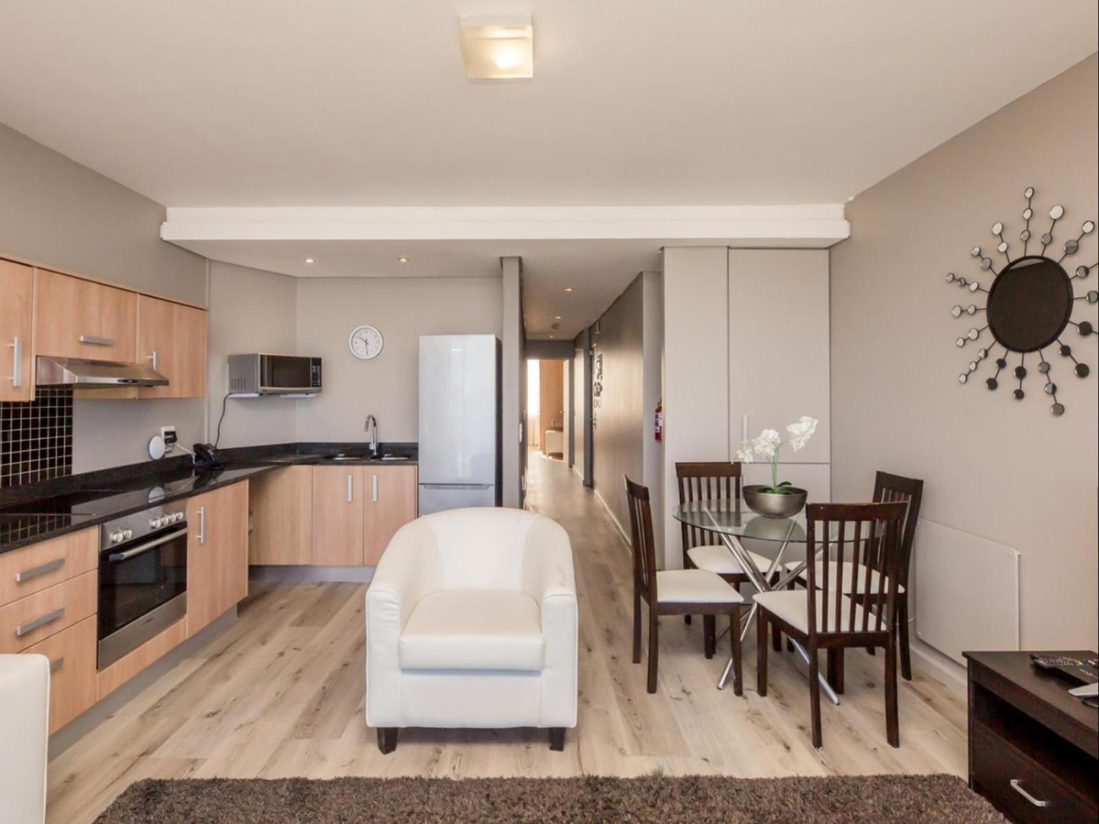 Infinity Self Catering Apartments ブロウベルフストランド 部屋 写真